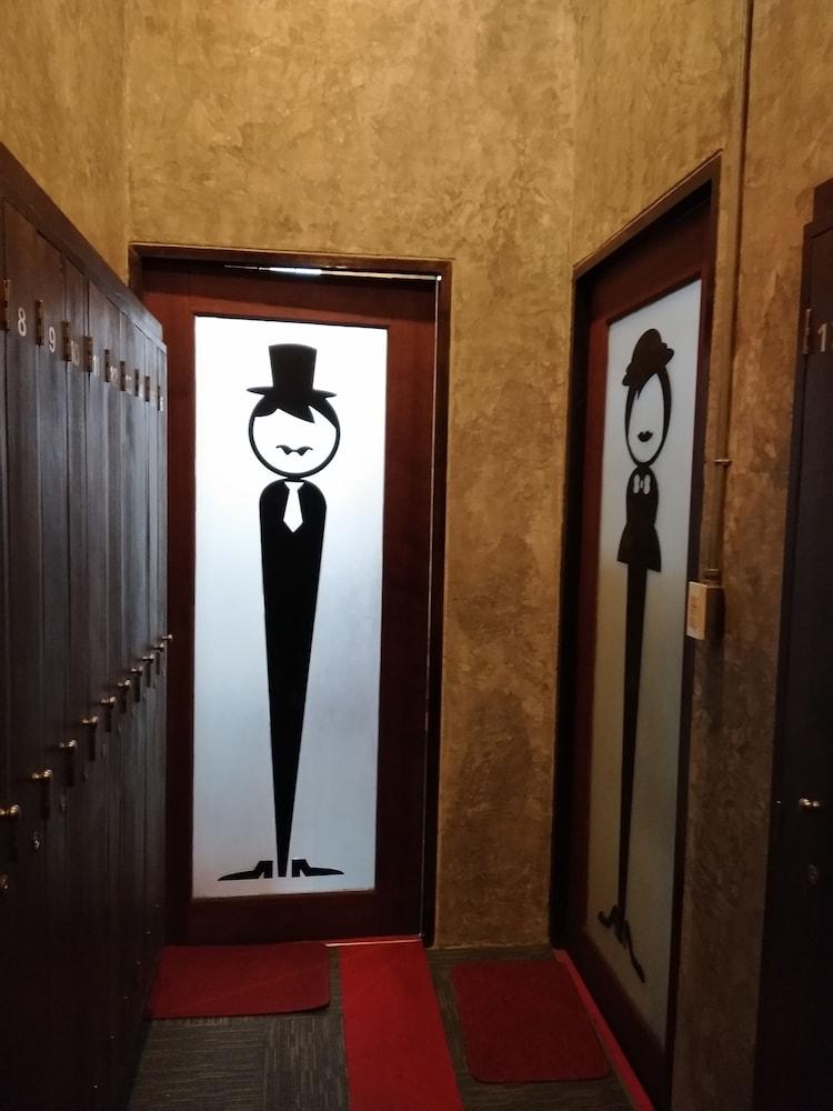 One Four Seven Hotel & Snooker Bar Rayong Dış mekan fotoğraf