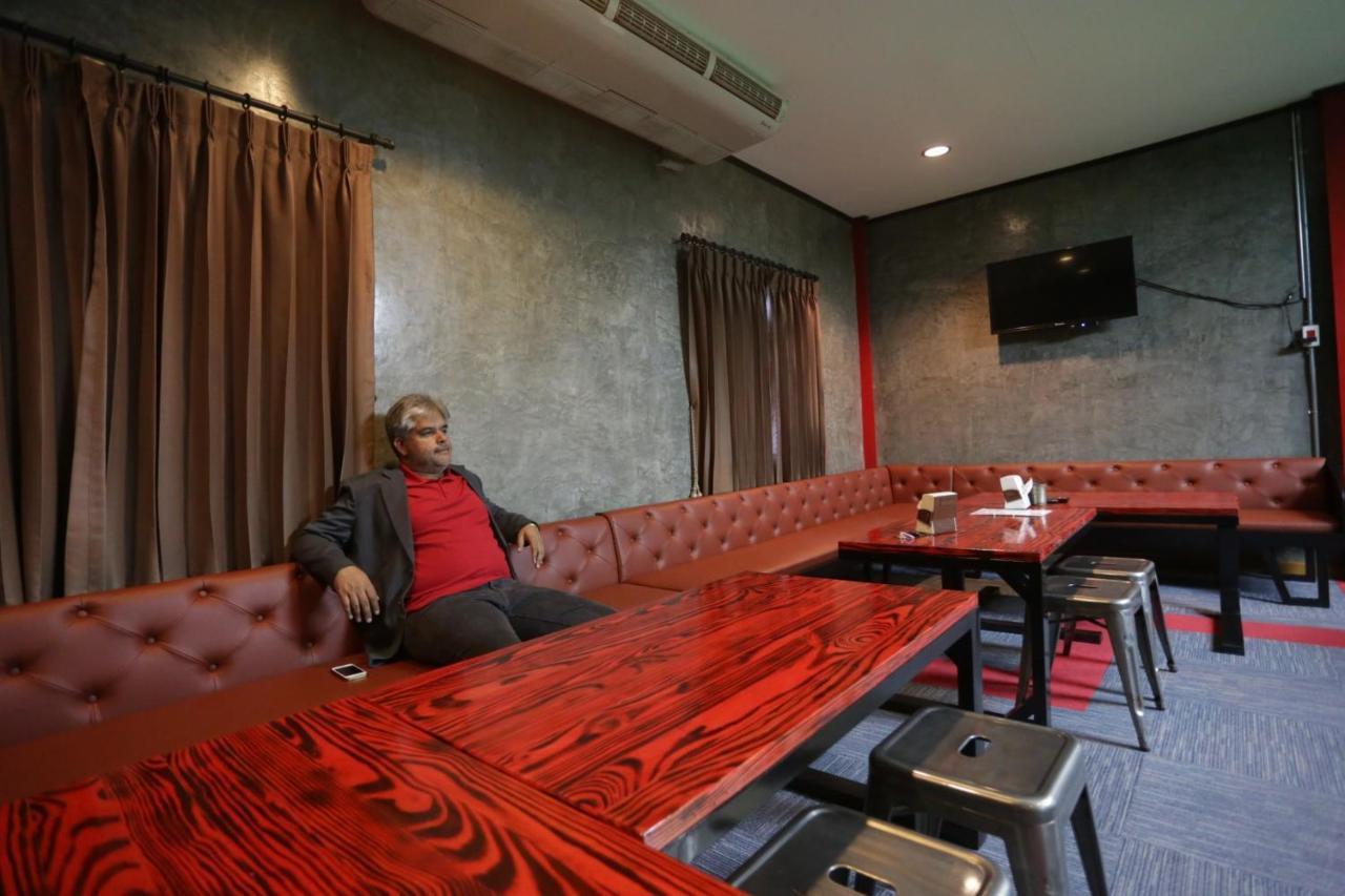 One Four Seven Hotel & Snooker Bar Rayong Dış mekan fotoğraf
