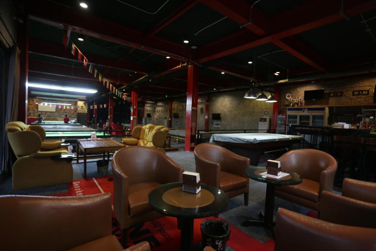 One Four Seven Hotel & Snooker Bar Rayong Dış mekan fotoğraf