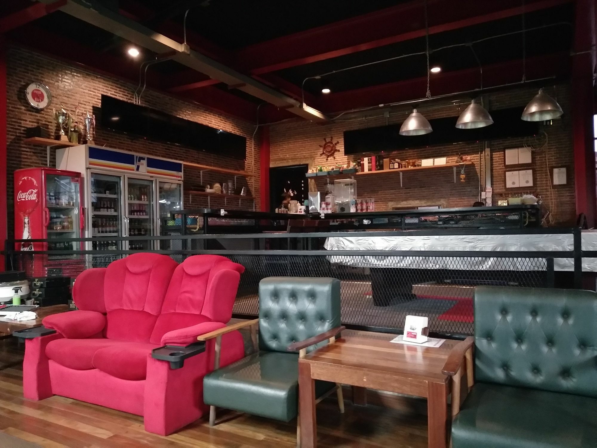 One Four Seven Hotel & Snooker Bar Rayong Dış mekan fotoğraf